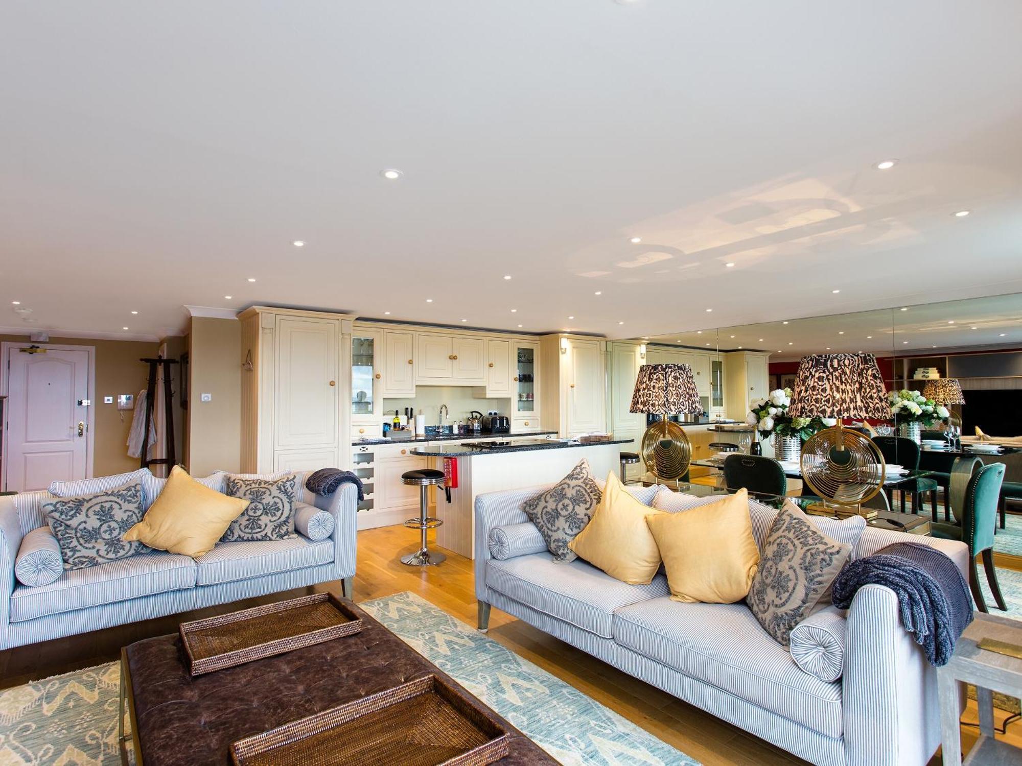 Solent View Apartment カウズ エクステリア 写真